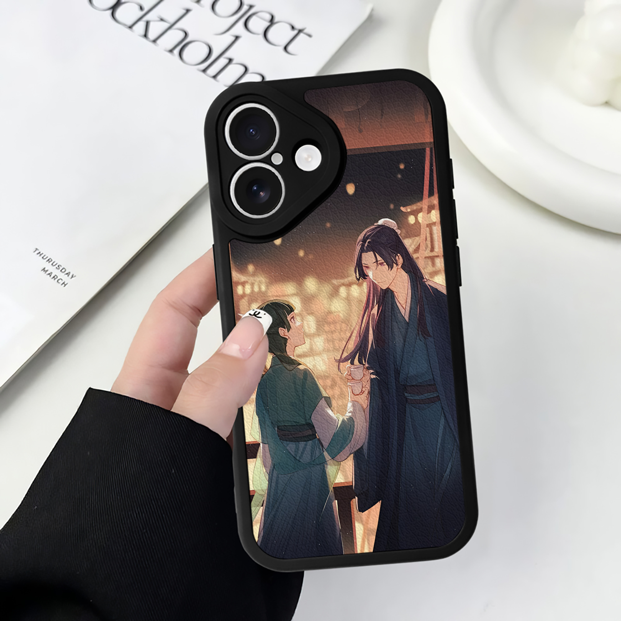 薬屋のひとりごと The Apothecary Diaries 【iPhone 16シリーズ対応】シリコンスマホケース（レザー調） 材質：シリコン